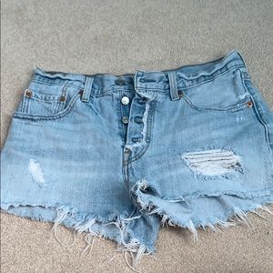 Levi Light Wash Jean Shorts